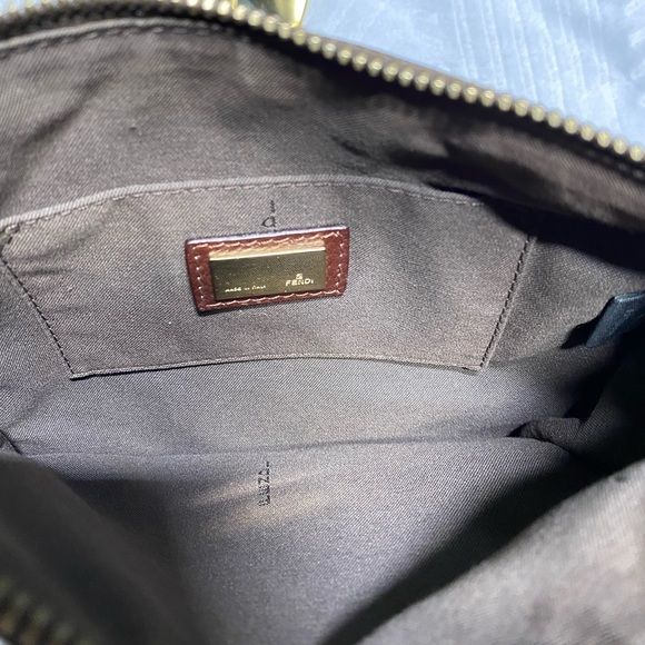 Fendi crossbody - Picture 11 of 16